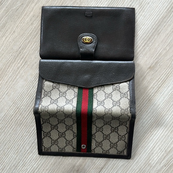 💕Vintage Gucci Clutch Wallet💕 - Picture 3 of 10